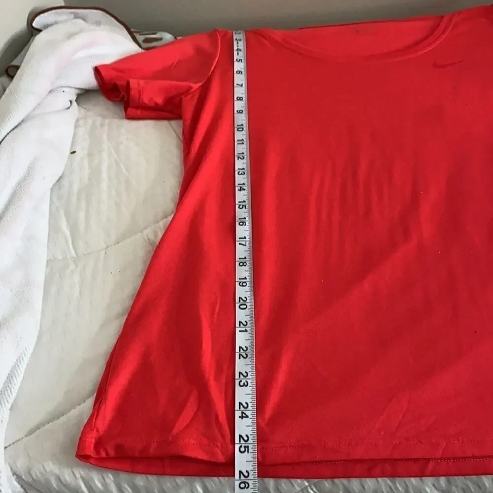 Nike Dri-fit Large Pink Short Sleeve T shirt